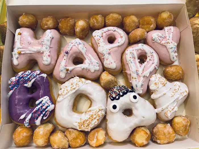 Heavenly Donuts Picture 9