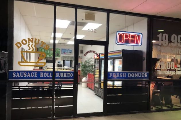 Donut Plaza