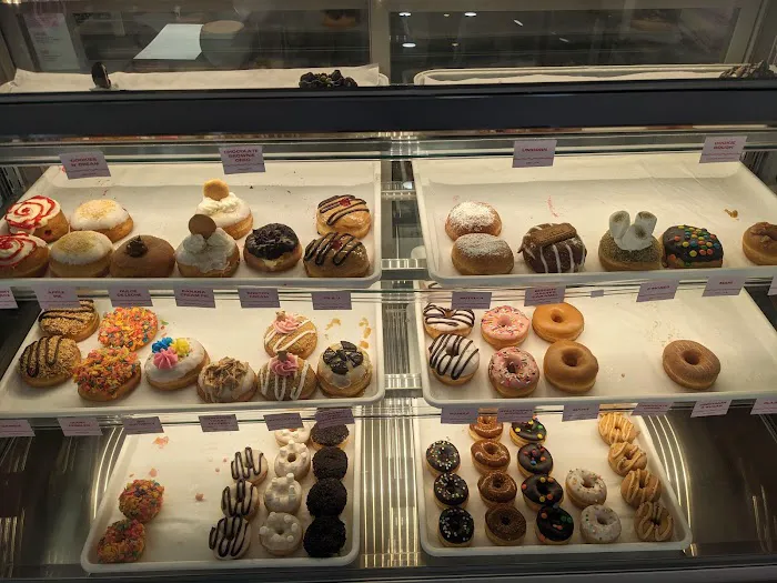 Yonutz Donuts and Ice Cream - Dallas Picture 3