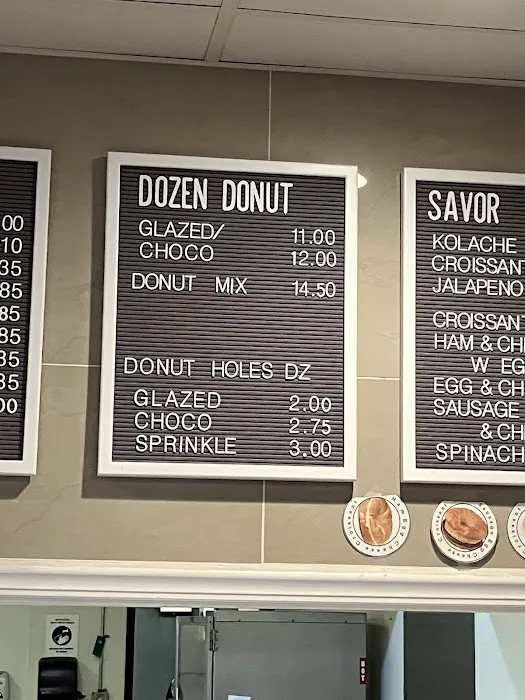 Donut House Picture 9