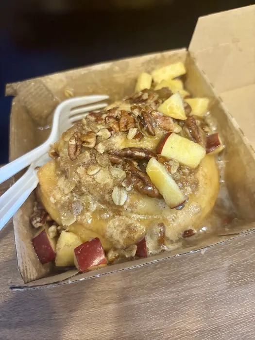 Cinnaholic Picture 6