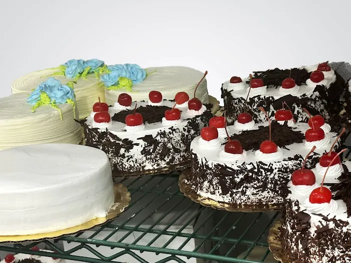 Universal Bakery Picture 3