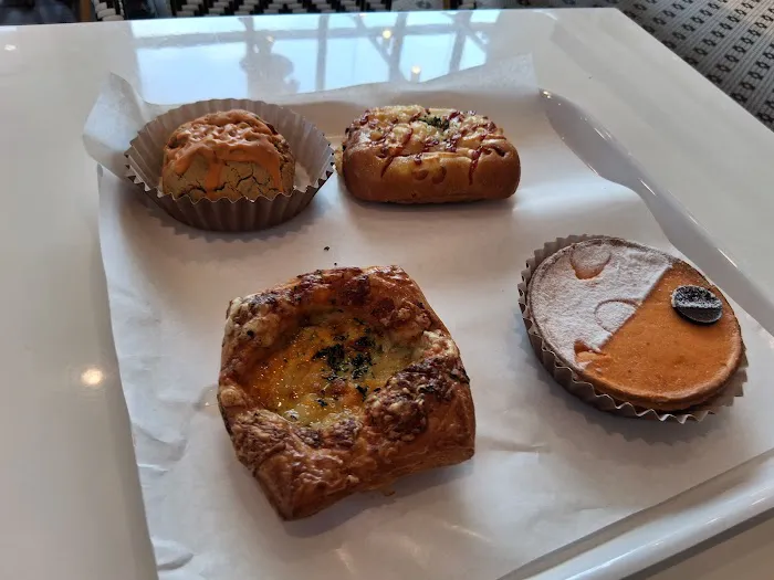 Paris Baguette Picture 10