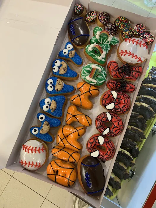 Coco Donut Shop Picture 7