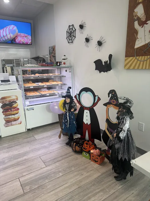 Cafe Donuts Picture 6