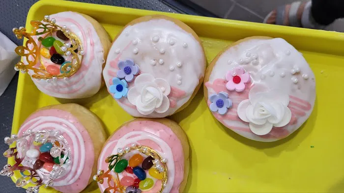 Cafe Donuts Picture 3