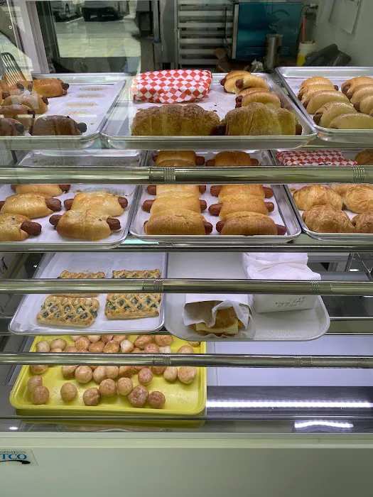 Cafe Donuts Picture 10