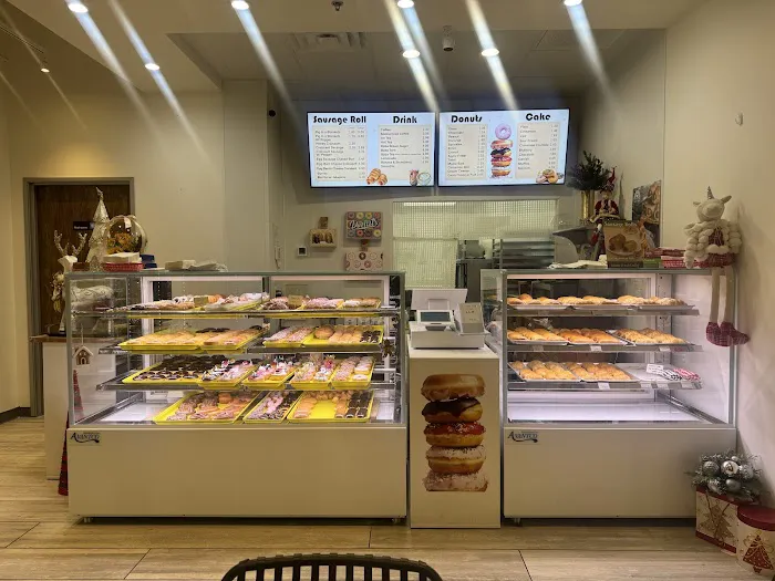 Cafe Donuts Picture 1