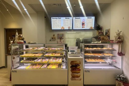 Cafe Donuts