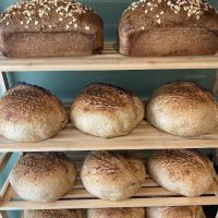 Holly Made Bakes ico