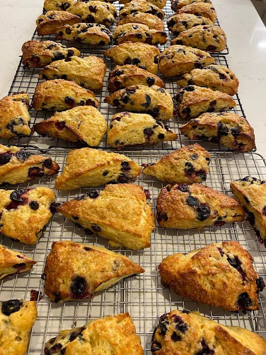 Holly Made Bakes Picture 10