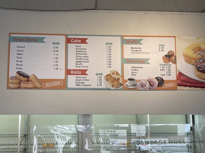 Golden Star Donuts Picture 7