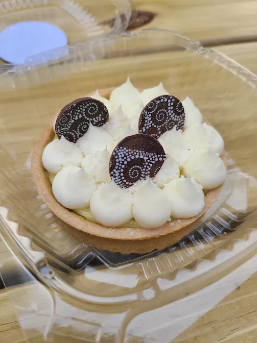 Haute Sweets Hillcrest Village Picture 6