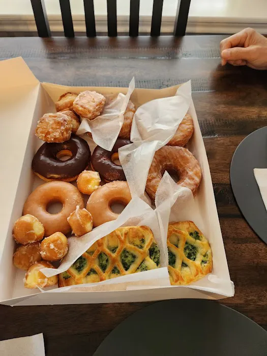 J&C Donut Picture 5