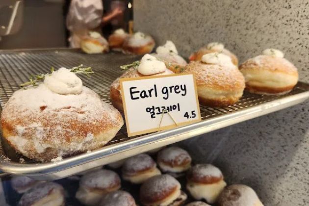 CREAMY SEOUL DONUT AND CAFE