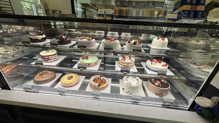 Paris Baguette Picture 2