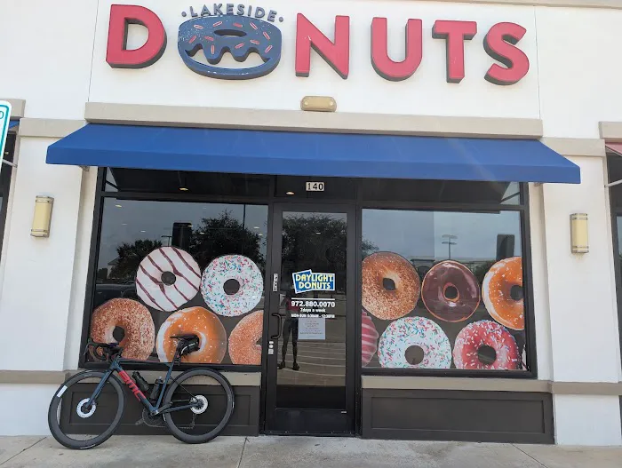 Lakeside Donuts Picture 1
