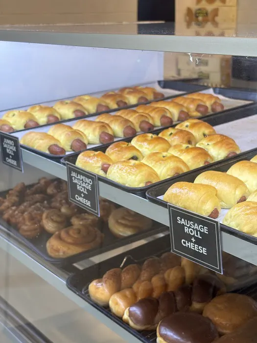 Lakeside Donuts Picture 4