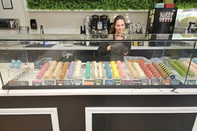 Melody’s Macarons Grapevine