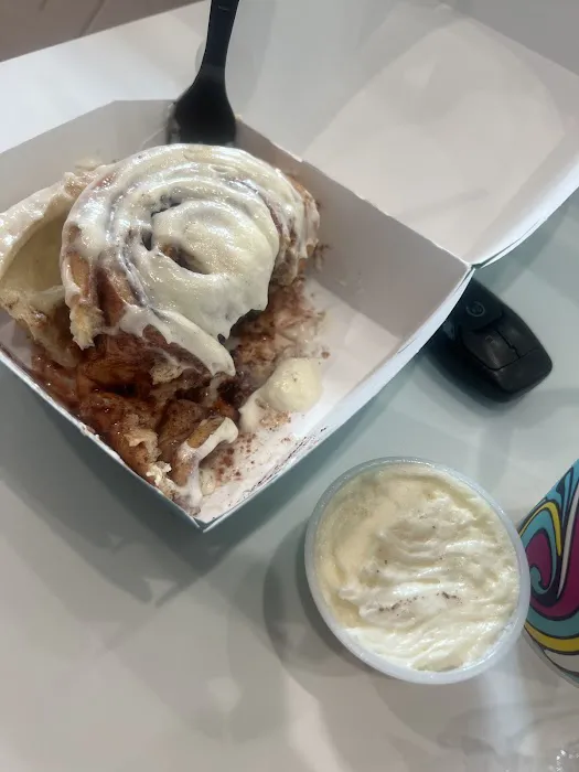 Cinnabon Picture 3