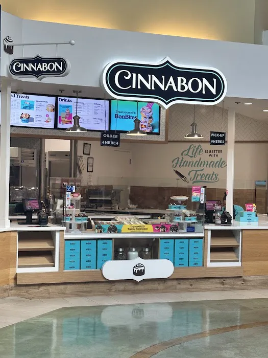 Cinnabon Picture 6