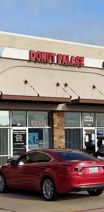 Donut Palace Picture 4