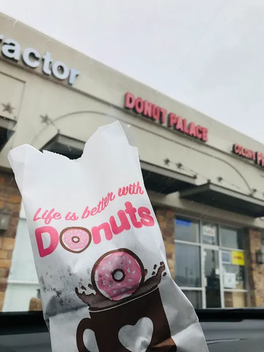 Donut Palace Picture 6