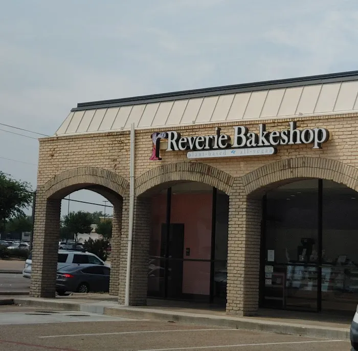 Reverie Bakeshop Picture 6