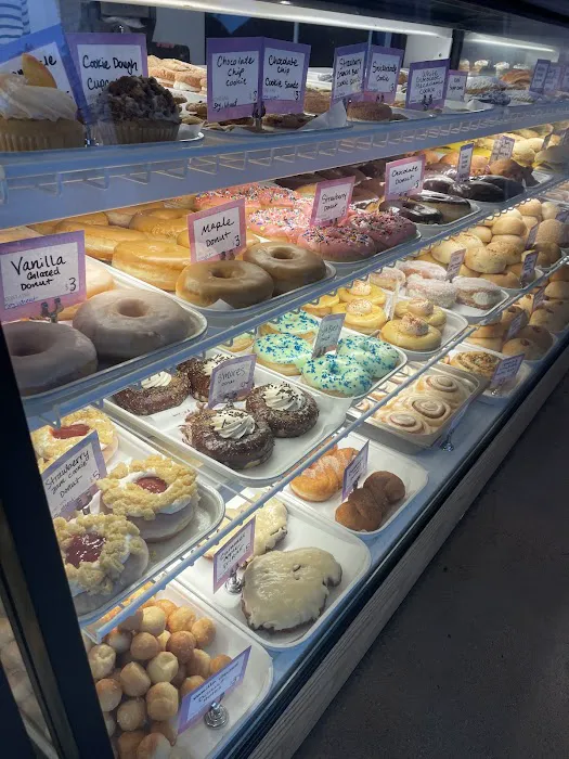 Reverie Bakeshop Picture 10