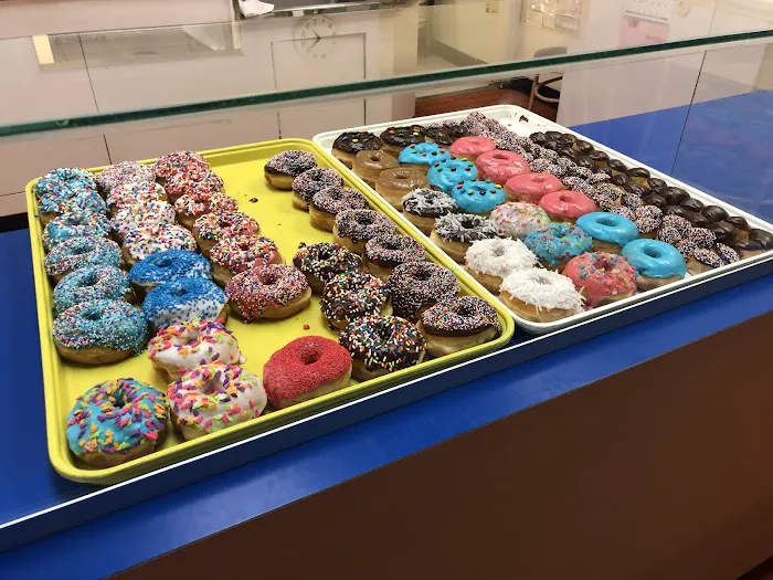 Donut Palace Picture 10