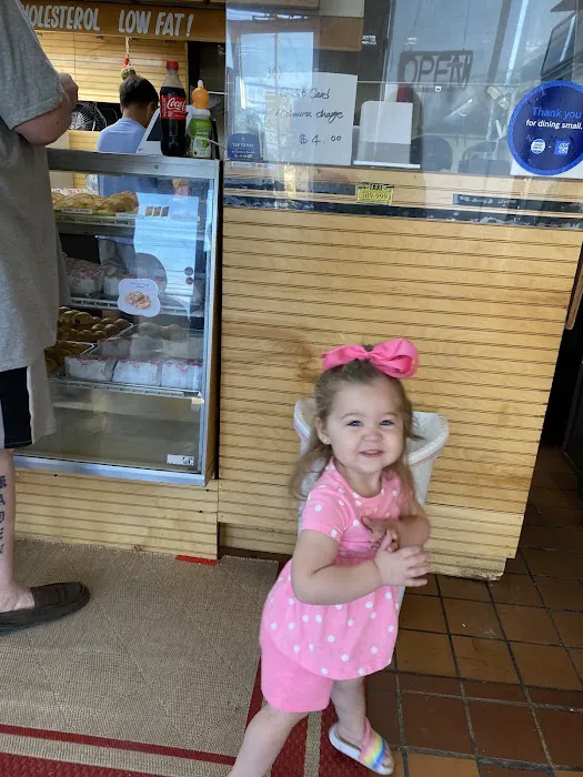 Zak's Donuts Picture 9