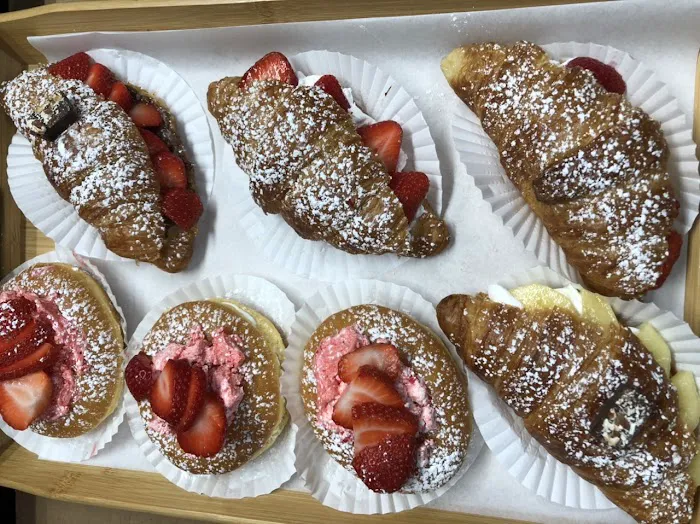 Zak's Donuts Picture 1
