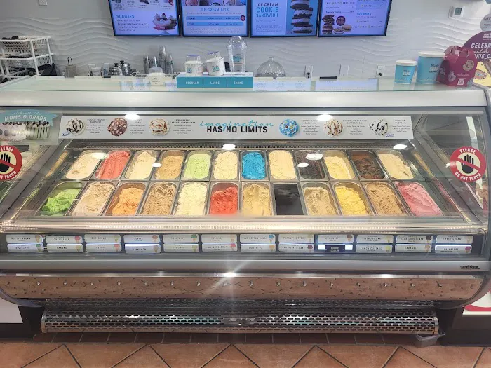 Great American Cookies & Marble Slab Creamery Picture 8