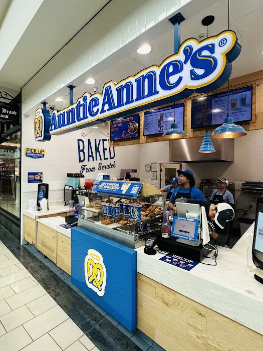 Auntie Anne's Picture 5