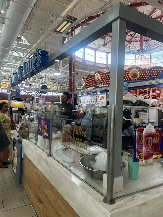 Auntie Anne's Picture 4