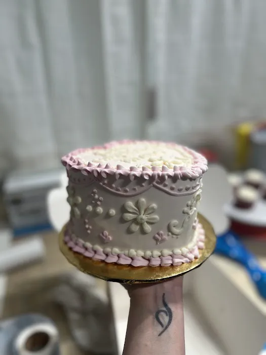 Sweet Gilly’s Specialty Bakeshop Picture 6