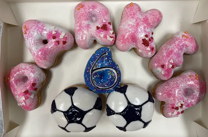 DAYLIGHT DONUTS IN FRISCO Picture 3