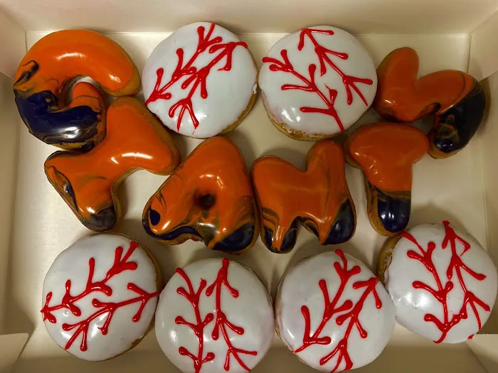 DAYLIGHT DONUTS IN FRISCO Picture 7