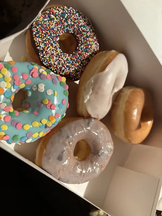 JC DONUT Picture 4