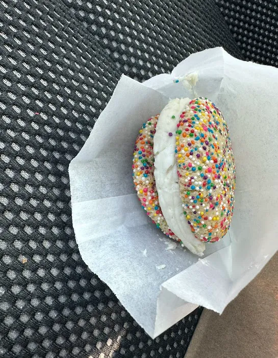 Unrefined Bakery Picture 8