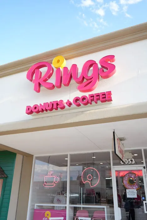 RINGS DONUTS AND COFFEE Picture 2