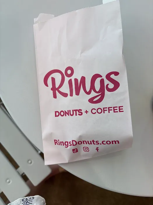 RINGS DONUTS AND COFFEE Picture 8