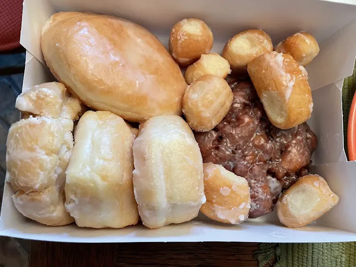 Donuts Inc Picture 1