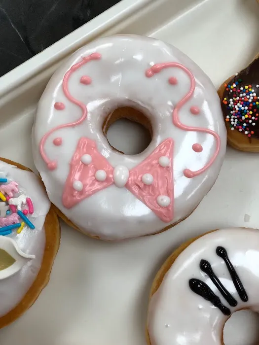 JOY DONUTS Picture 3