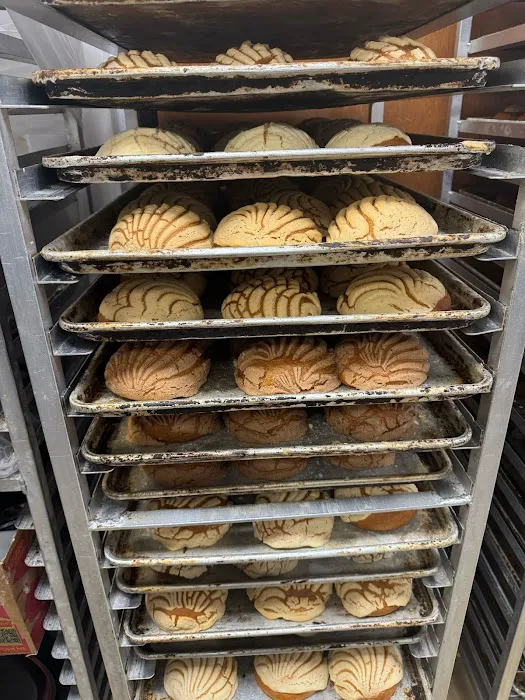 Panaderia La Reina Imperial Picture 6