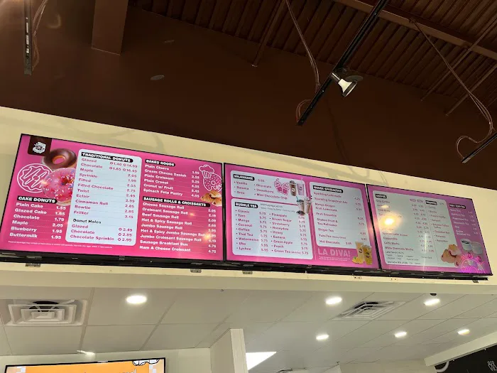 La Diva Donuts N Coffee Picture 4