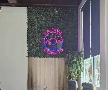 La Diva Donuts N Coffee