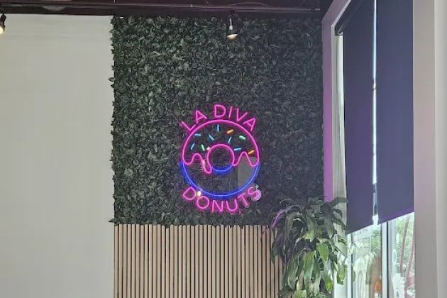 La Diva Donuts N Coffee