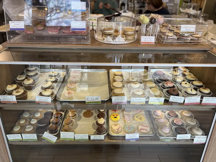 Unrefined Bakery Picture 3