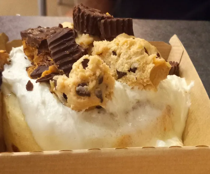 Cinnaholic Picture 8